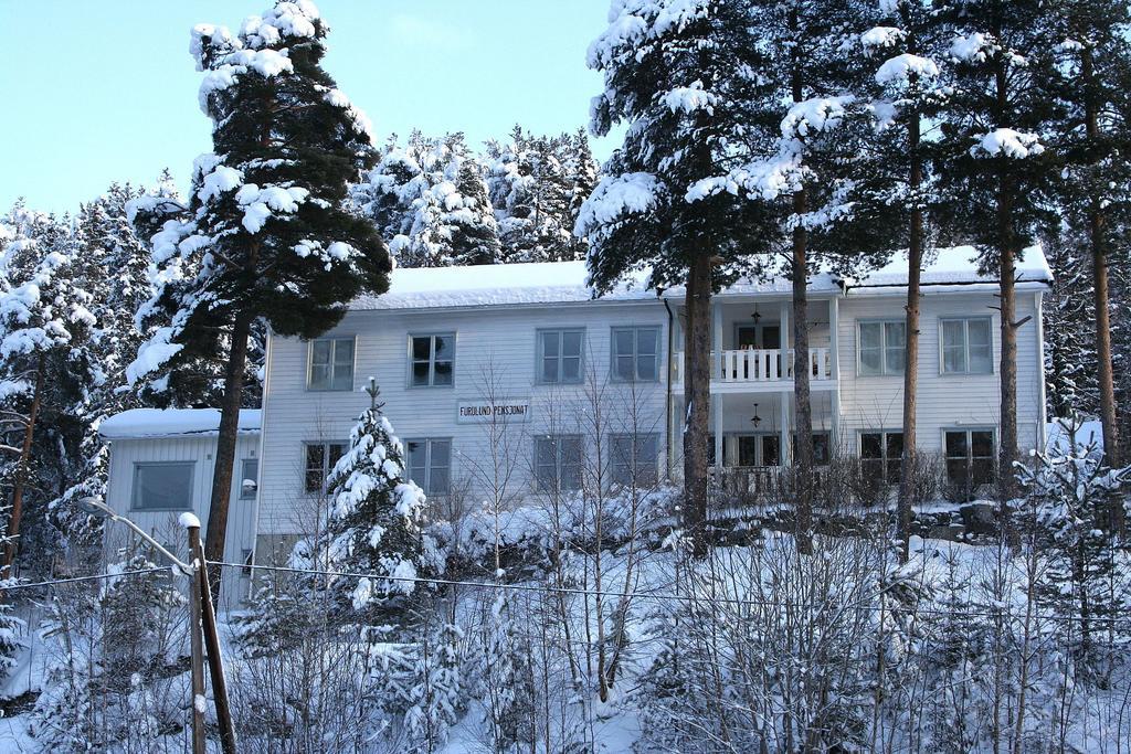 Furulund Pensjonat Ron Екстер'єр фото